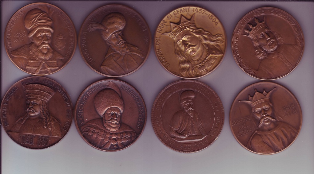 Medaliile Domnitorilor Romani a.JPG