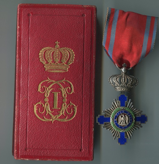 Ro., S.R., cavaler civil, Etui Kretly, Av.jpg