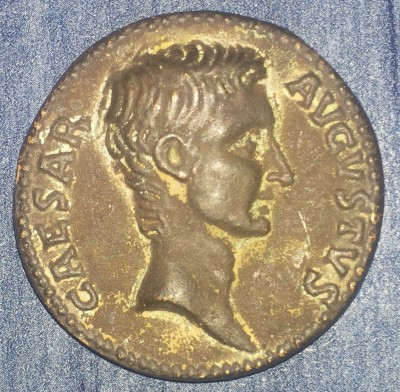 Moneda 2 Avers.jpg