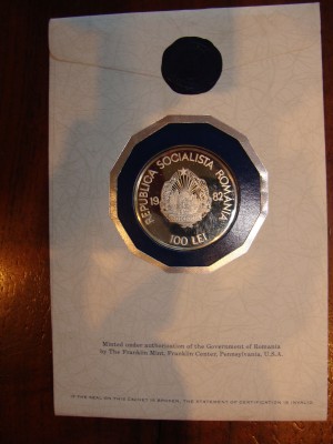 Prima zi a emisiunii 5 Octombrie 1982 / 27.5 g