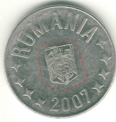 10 bani 2007 double die , probabil or sa mai apara si alti ani cu dublare pe avers mai mica sau mai mare , dublarile pe revers la 10 bani exista in numar foarte mare .