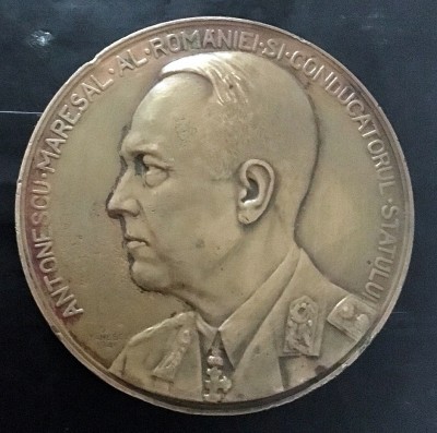 Med. I.Antonescu_av.JPG