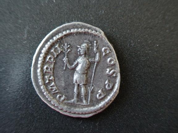 moneda 2 spate re.JPG