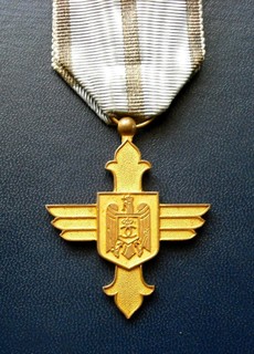 Ord V.A.-cruce de aur-md.C2 civil_avers