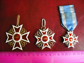 ordinul coroana romaniei rv.jpg