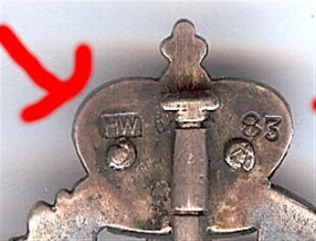 Insigna Academie var.Romaneasca,H.W..jpg